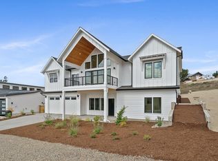 483 Meadows Dr, Manzanita, OR