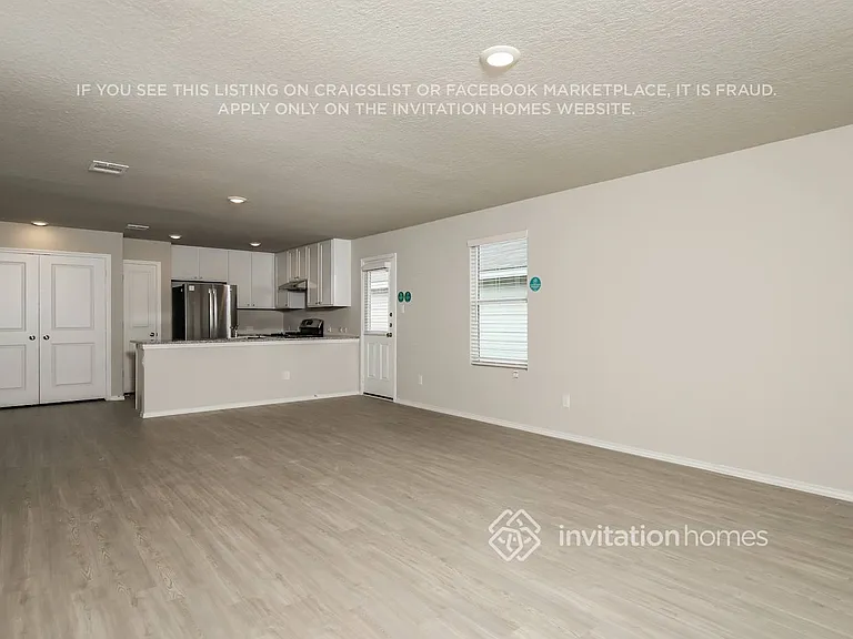 10554 Varmus Dr — Photo 6
