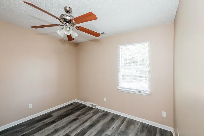13715 Dealtry Ln — Photo 8