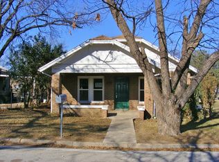 217 E 9th St, Coleman, TX 76834
