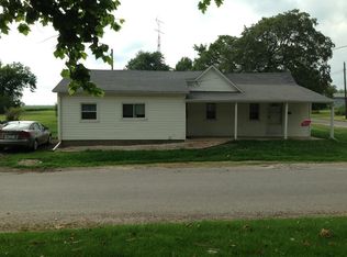 402 W Beardstown St, Virginia, IL 62691