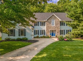 19828 Stoughton Dr, Strongsville, OH 44136