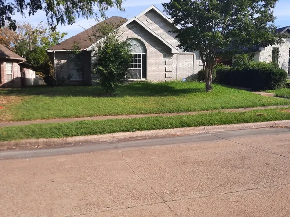 1225 Irene Dr, Mesquite, TX 75149