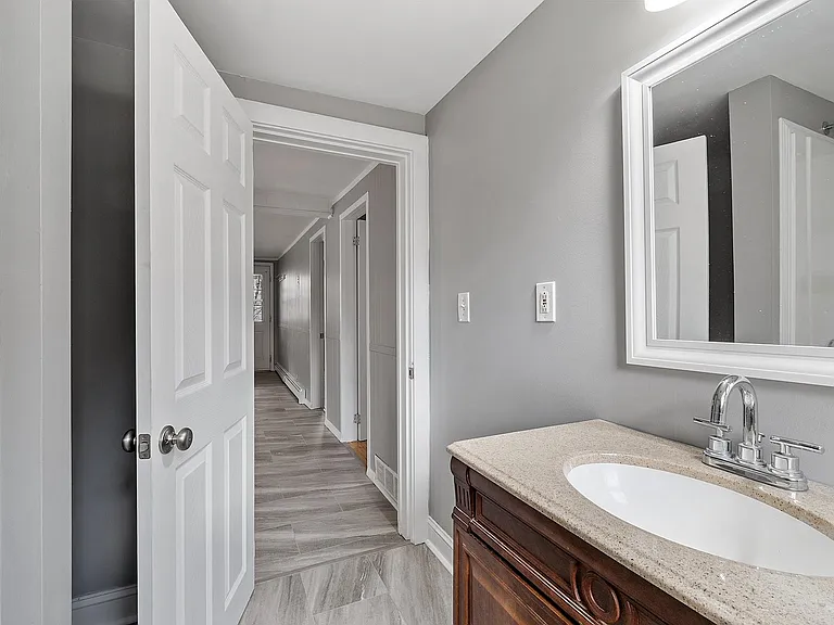 6 Cherry St #B — Photo 12