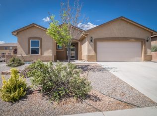 1011 NW Alegria Rd, Los Lunas, NM 87031