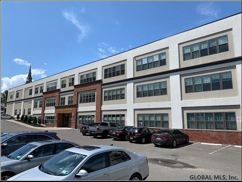 3rd image of 733 BROADWAY #THE LOFTS AT BROADWAY