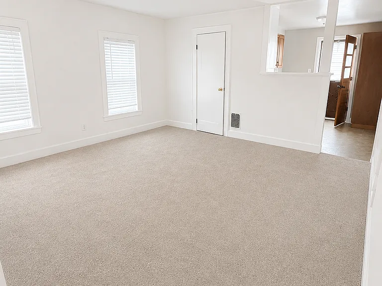 74 Woodbridge Ave #1 — Photo 4