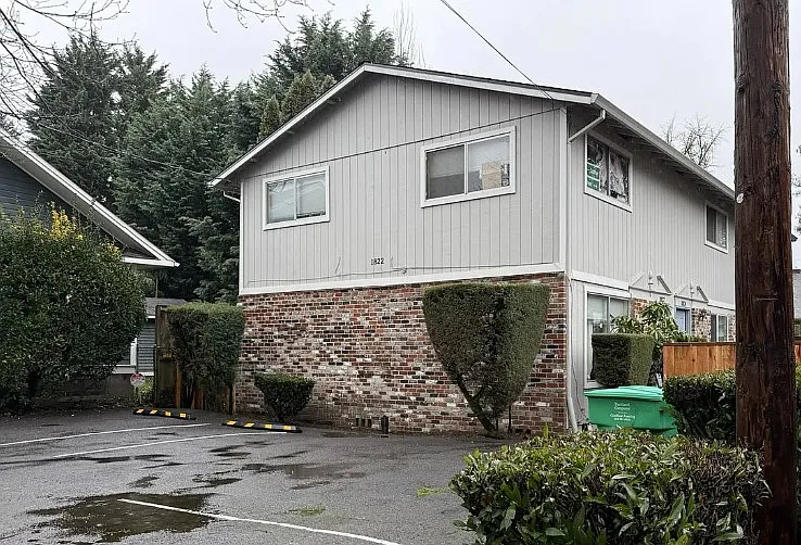 1824 SE Ash St #1824 — Photo 1
