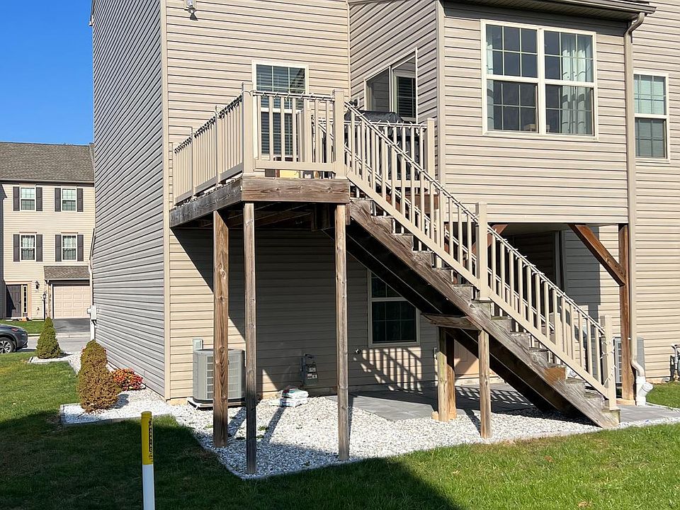 201 Katelyn Dr, New Oxford, PA 17350 Zillow