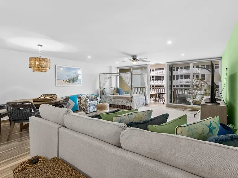 4020 Galt Ocean Dr #1504 — Photo 9