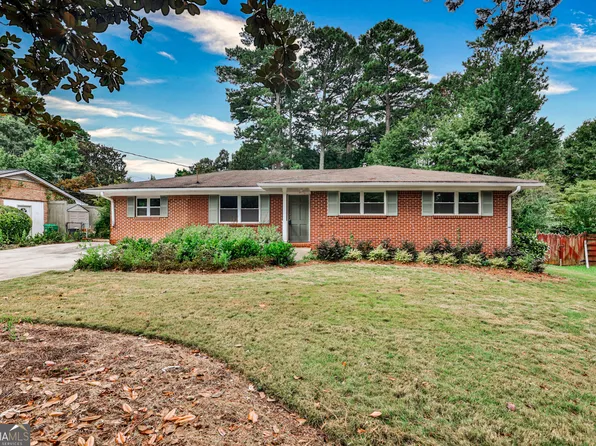 4102 Barr Cir, Tucker, GA 30084