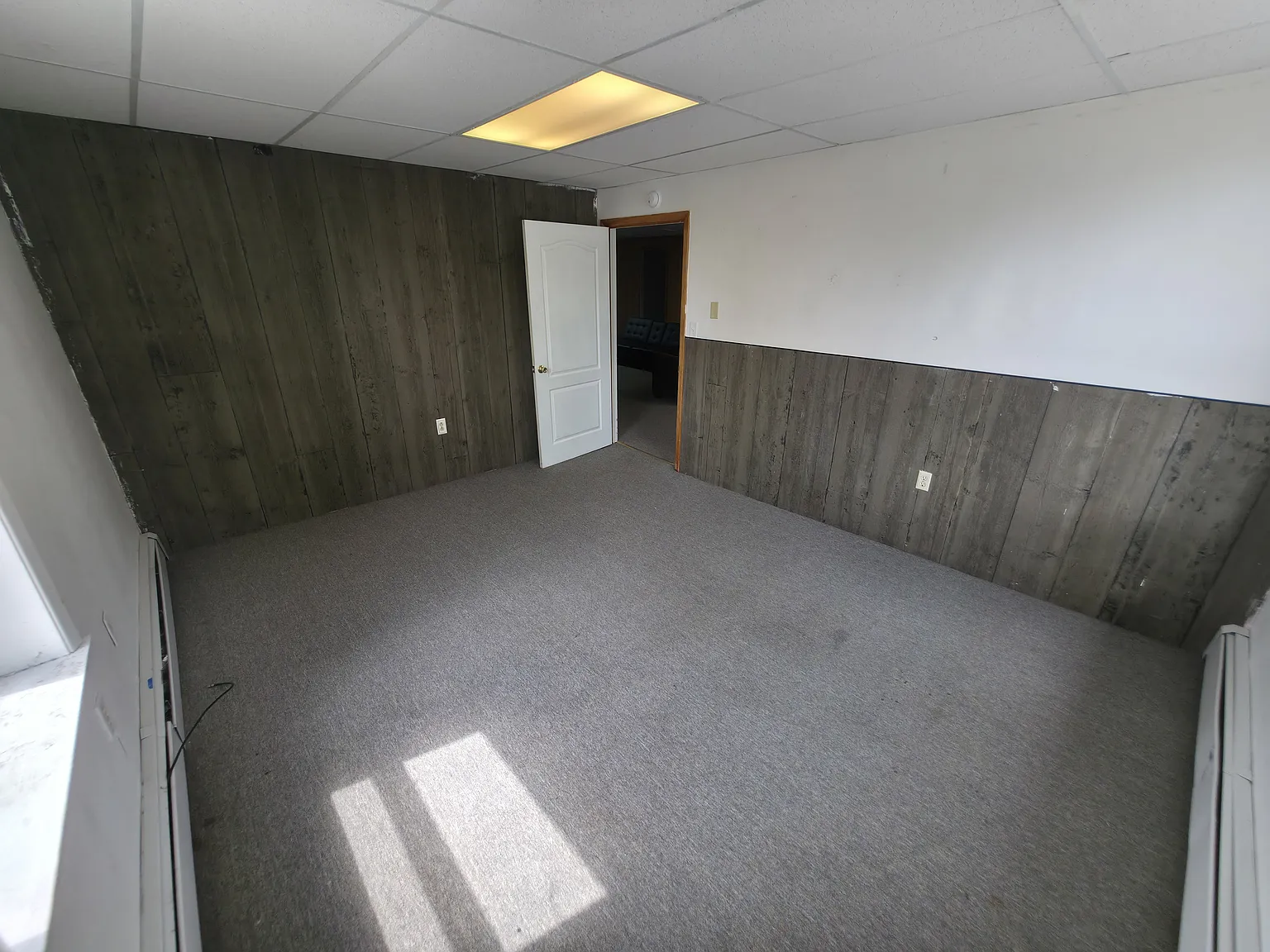 2 bed, 500 sqft, $1,000 — Photo 4