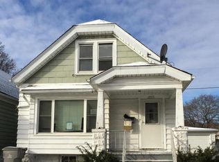 2561 S 15th Pl, Milwaukee, WI 53215