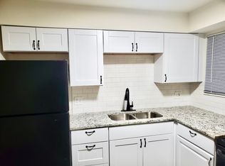 2915 Straus Ln APT 1, Colorado Springs, CO 80907
