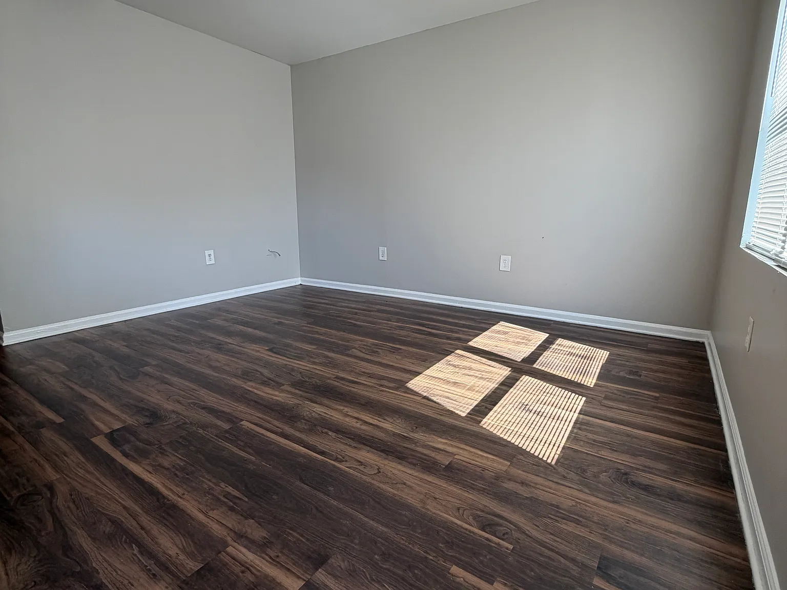 2 bed, 800 sqft, $1,200 — Photo 4