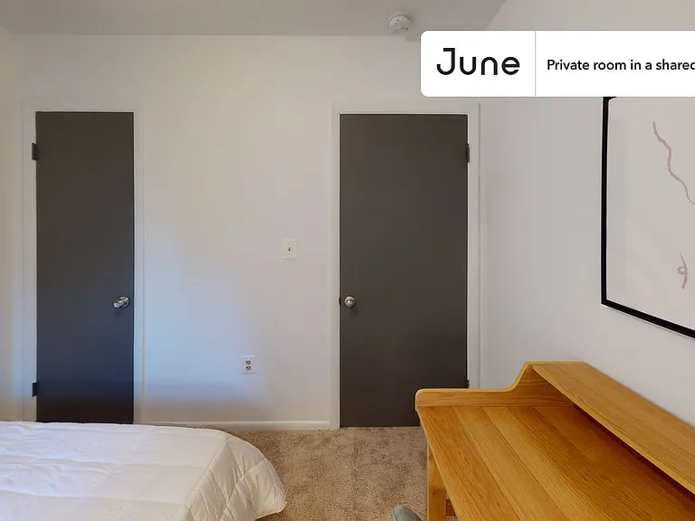 1107 1/2 M St NW #2C — Photo 3