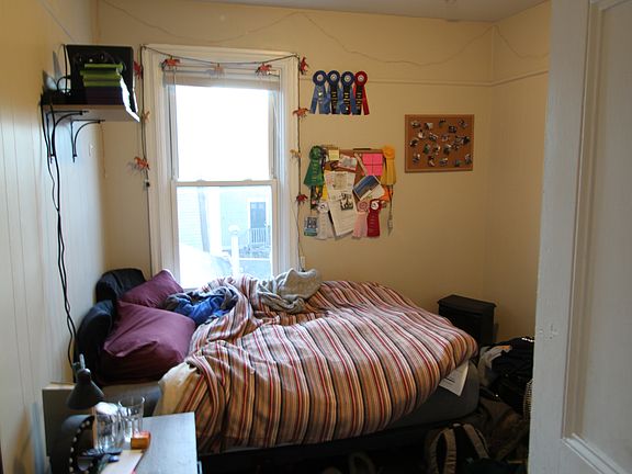 3rd image of 469 W Fountain St #1