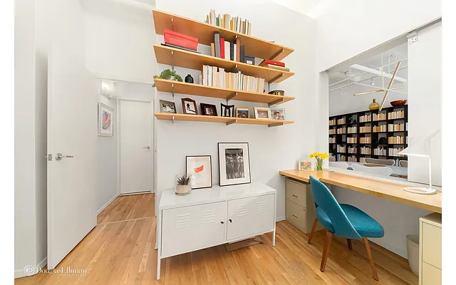 Sold by Douglas Elliman | media 16