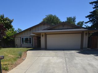 8692 Via Alta Way, Elk Grove, CA 95624