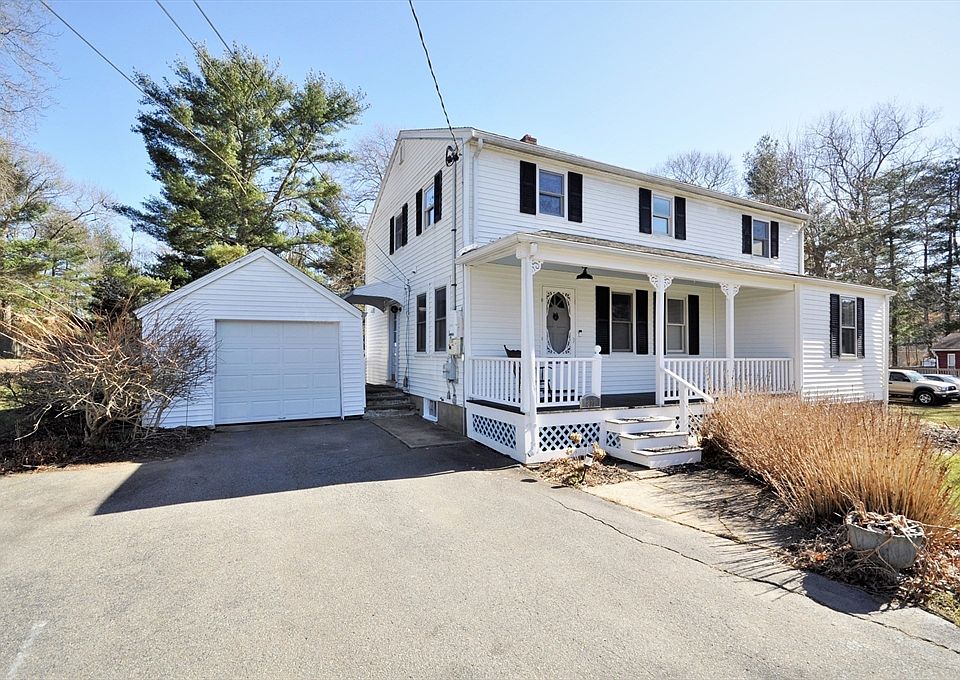 823 Central St, East Bridgewater, MA 02333 Zillow