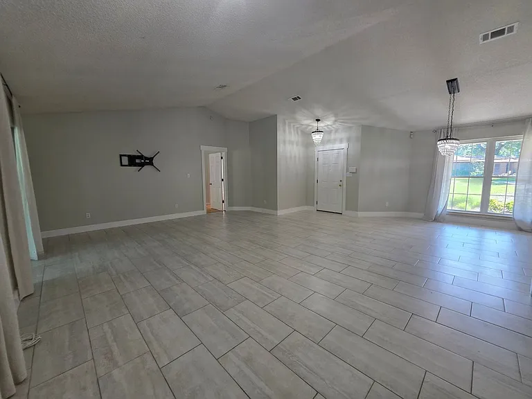 3429 Jubilee Dr — Photo 5