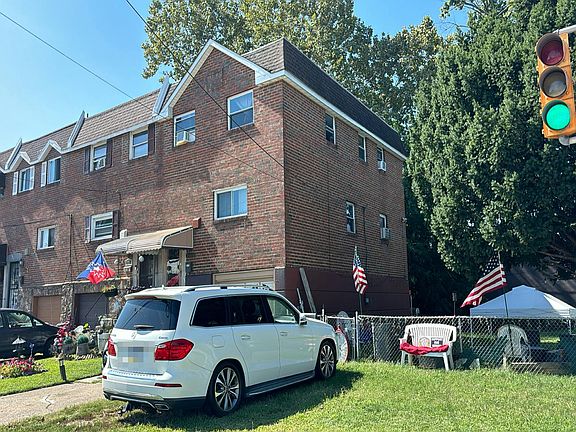 4th image of 1000 Tribbett Ave