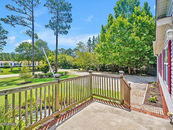 2nd image of 605 Cory Lane NE