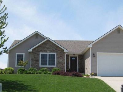229 Highland Ridge Dr, Manhattan, KS, 66503