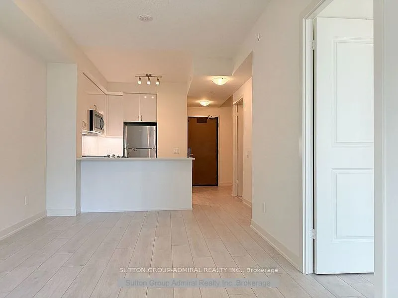 2 bed, $2,550 — Photo 4