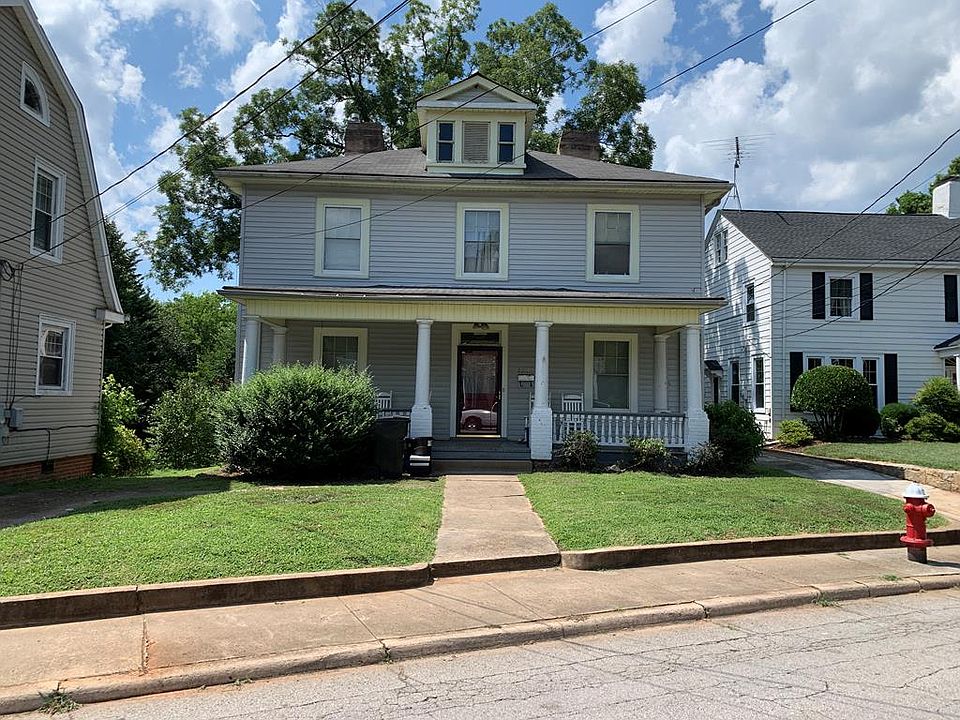 1st image of 223 Randolph St