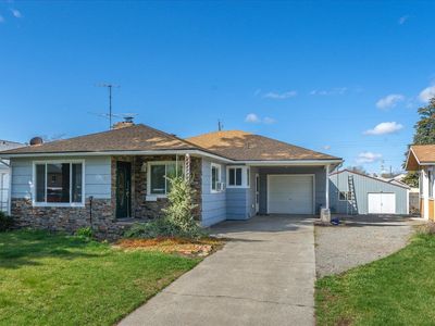 2727 N Stone St, Spokane, WA, 99207