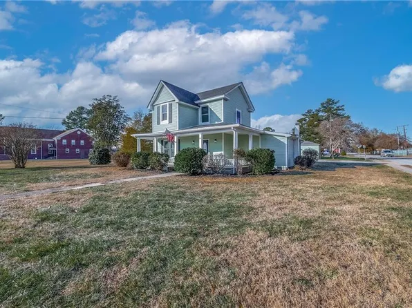 10 Church St, Windsor, VA 23487