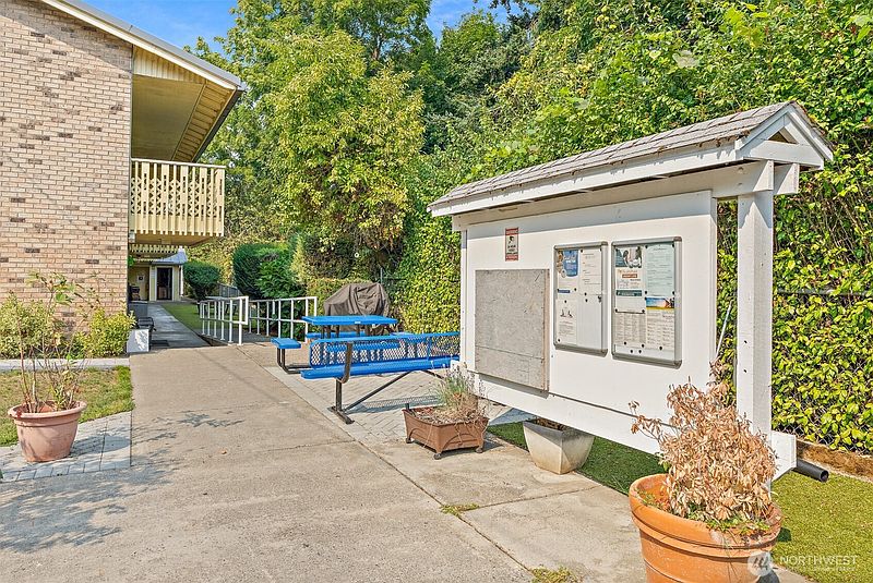 2nd image of 739 3rd Avenue S