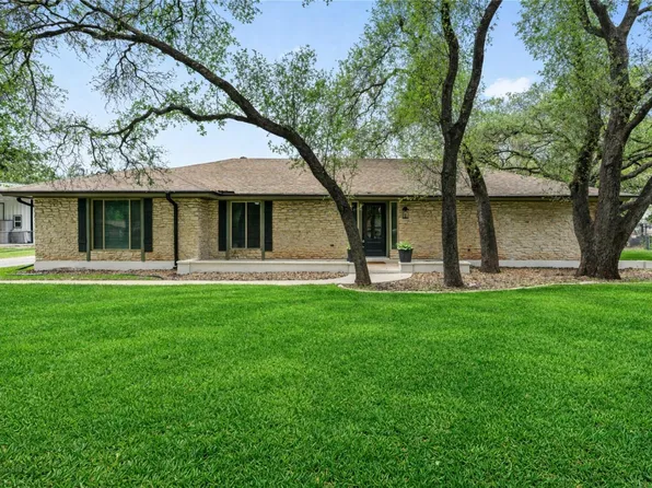 224 Clear Spring Rd, Georgetown, TX 78628