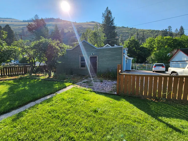 1342 Van Buren St — Photo 3