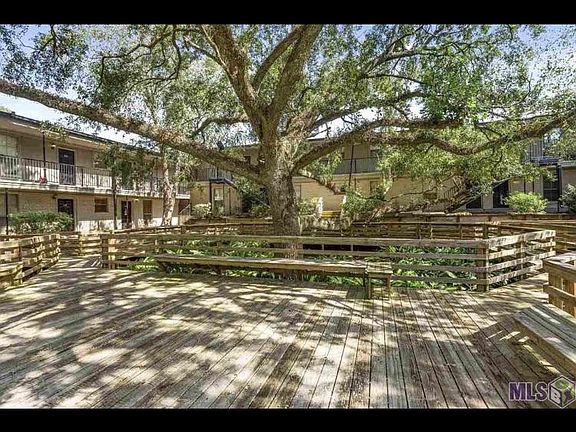 3rd image of 1290 Park Place Blvd #118