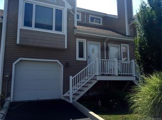 65 Sandpiper Cres, Milford, CT 06460