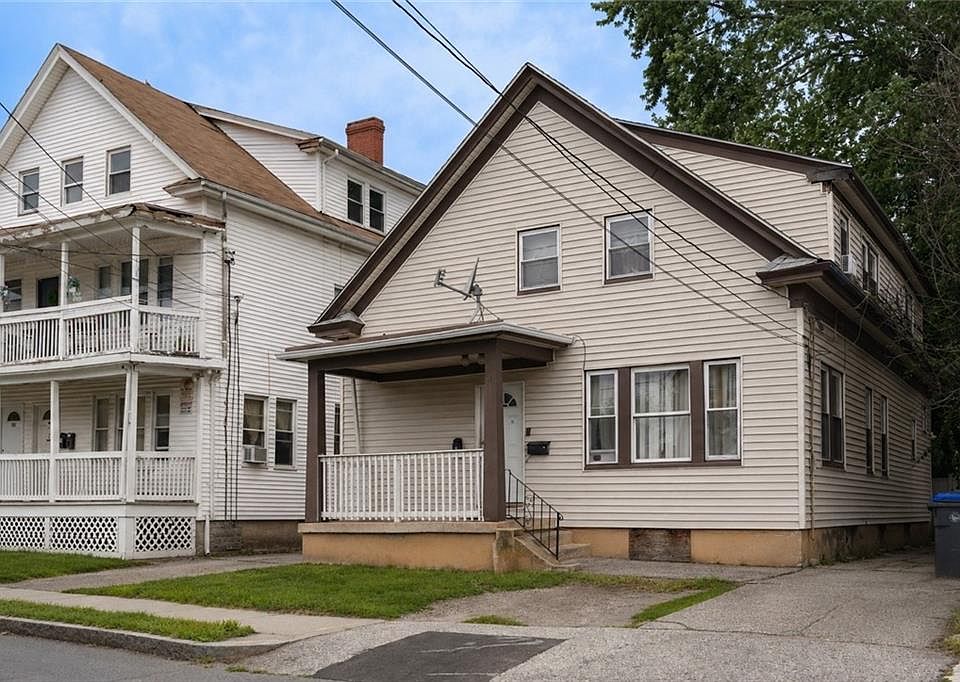 1st image of 94 Clym St