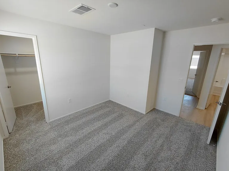 475 Palomino Ct — Photo 26