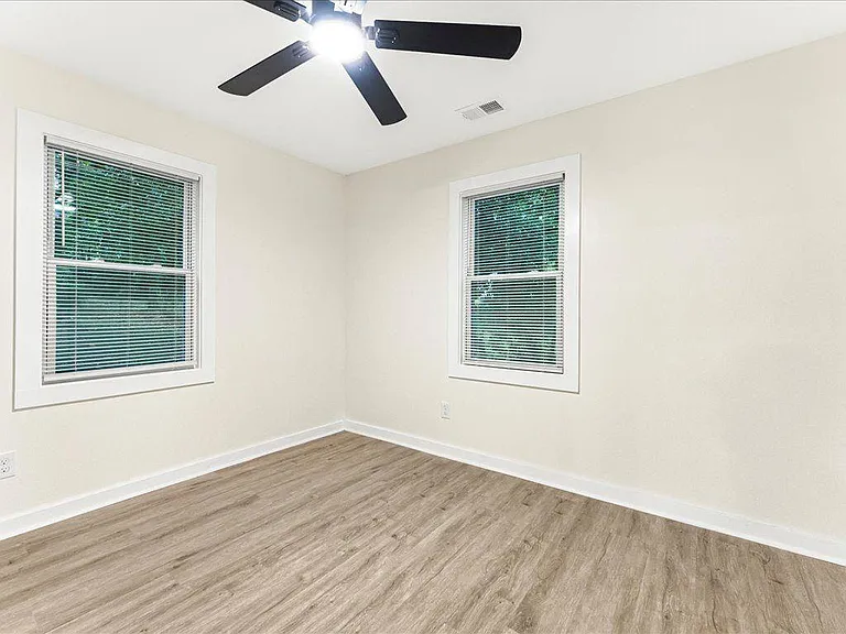 5794 Pinecrest Rd — Photo 16