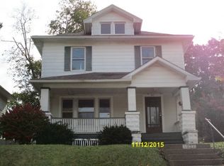 1011 W 16th St, Davenport, IA 52804