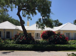 121 Shores Dr, Indian River Shores, FL 32963