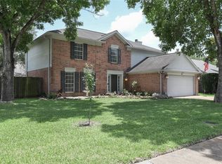 4020 Spring Brook Ct, Pearland, TX 77584