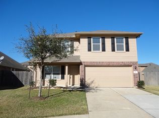 910 Cove Crest Trl, Fresno, TX 77545