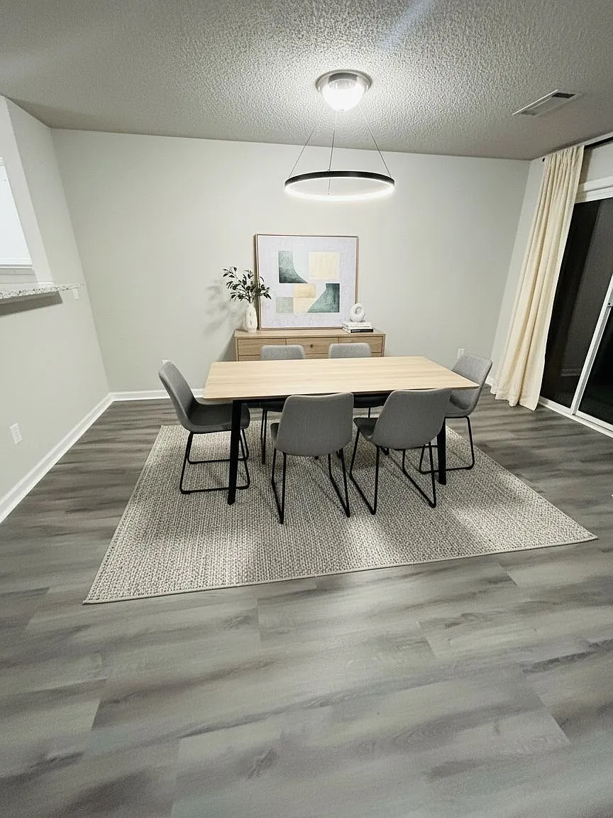 3 bed, 1768 sqft, $1,900 — Photo 4