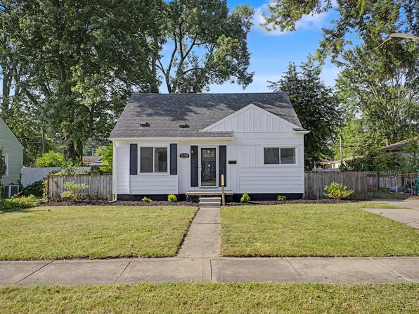 31765 Brown St, Garden City, MI 48135