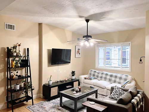 1725 Larkins Way #2 Photo 1