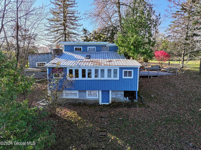 4th image of 17 Old Port Way