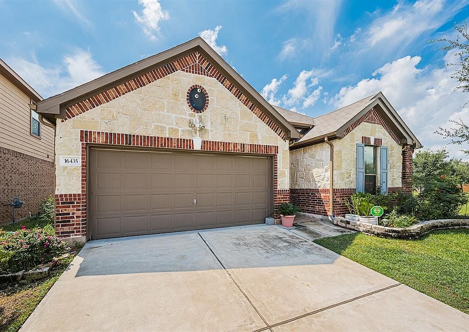 1st image of 16435 Lanesborough Dr