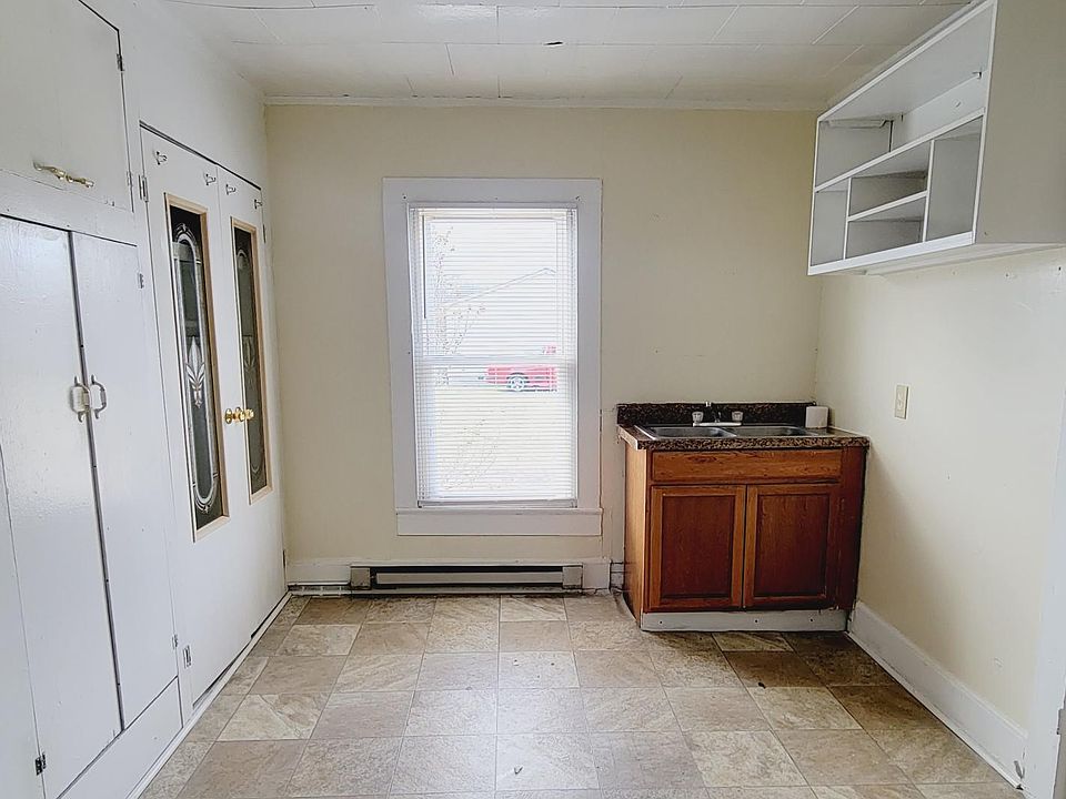 409 Morton St Thomasville NC Zillow